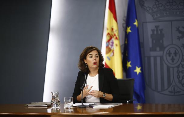 (Amp.)Sáenz de Santamaría pide que se facilite un Gobierno para que la falta de PGE no afecte a los españoles