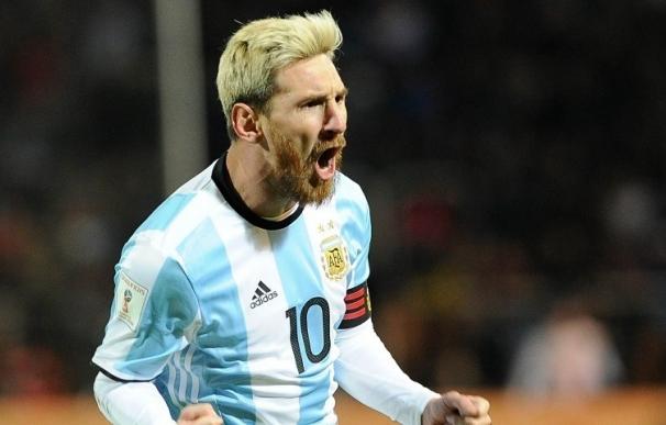 (Crónica) Messi vuelve y le da la victoria y el liderato a Argentina ante Uruguay