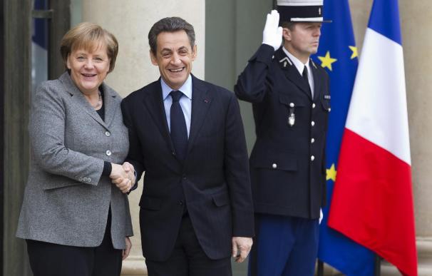 Sarkozy insiste en que ni París ni Berlín quieren la quiebra de Grecia