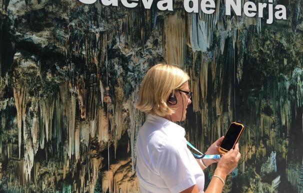 La Cueva de Nerja, primera gruta turística que instala una red de fibra óptica en el interior