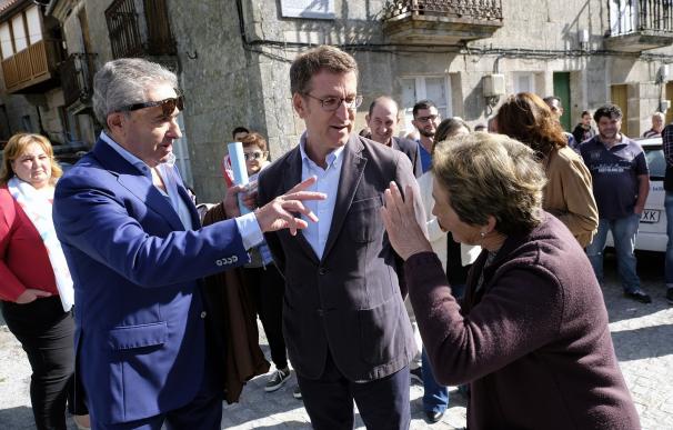 Feijóo considera que si Rajoy "sigue ayudando" en la campaña gallega el PP puede obtener la mayoría absoluta