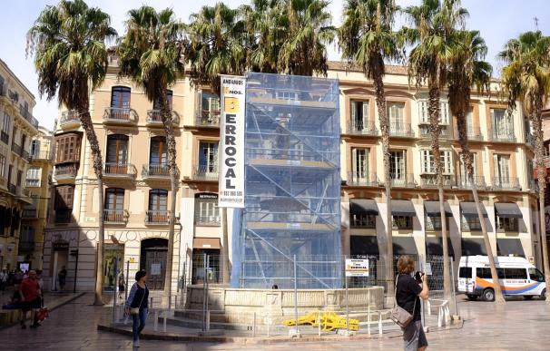 El Ayuntamiento de Málaga restaura la Fuente de Génova tras el último acto vandálico