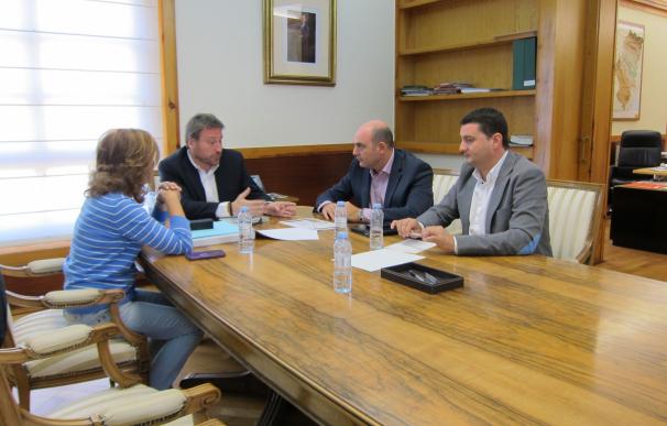 El Gobierno de Aragón apuesta por impulsar la Vía Verde de Val de Zafán