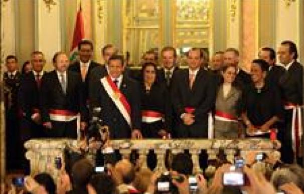 El nacionalista Ollanta Humala promete un modelo personalizado para Perú