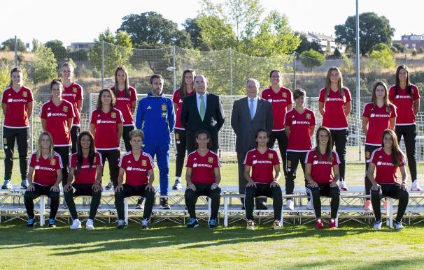 El presidente de Iberdrola felicita a la selección femenina por su clasificación para la Eurocopa