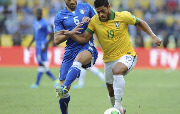 Prandelli dice que Italia pecó al "demostrar miedo" contra Brasil