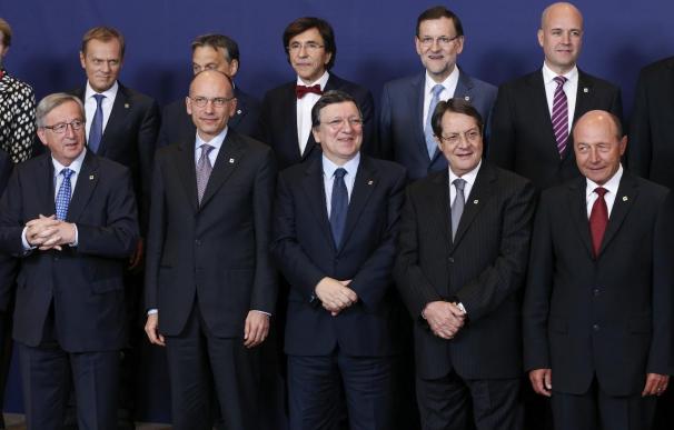 La UE inicia su segundo día de cumbre centrada en la unión bancaria y Serbia