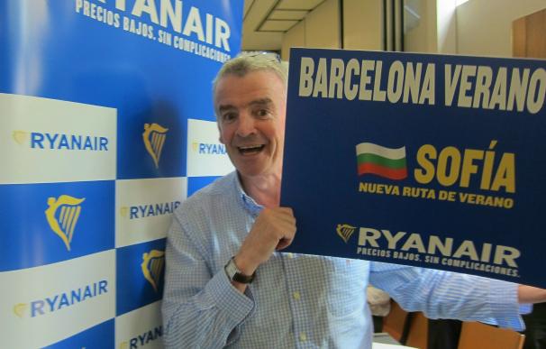 Ryanair prevé crecer un 5% en Barcelona en 2017 y transportar 6,9 millones de viajeros