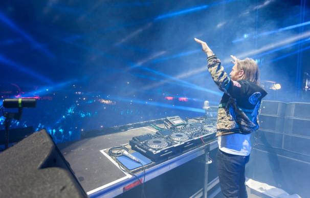 El Stone & Music Festival arranca con miles de personas vibrando al ritmo de David Guetta en Mérida