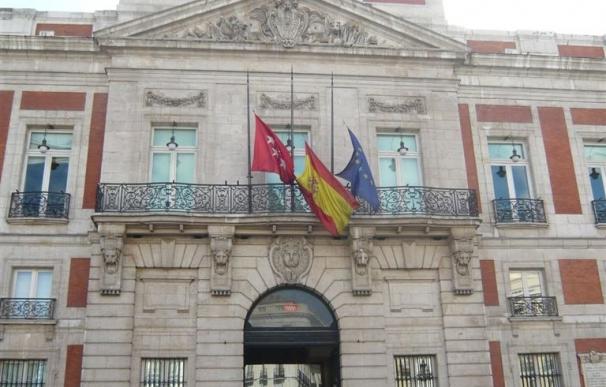 Standard & Poor's rebaja la calificación de siete comunidades tras el recorte de España