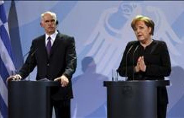 Merkel se reúne antes de la cumbre de la Eurozona con Papandreú