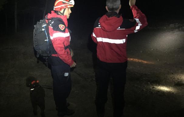Los bomberos de la DPZ mejoran su formación en la búsqueda nocturna de personas desaparecidas