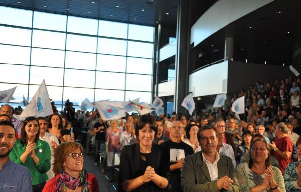 Pontón pide el voto de los que "confían en el país" para construir una "Galicia de oportunidades"