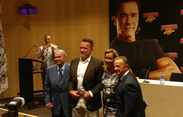 Arnold Schwarzenegger expresa en su visita a Barcelona su "amor" por la ciudad