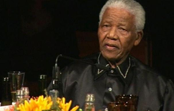 Un amigo íntimo de Mandela: "Es hora de dejarle marchar"
