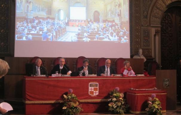 El rector de la UB dice que la universidad continuará "fiel" a las instituciones catalanas