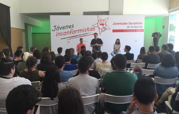 Jiménez (PSOE-A) advierte al Gobierno de que la Junta "dará batalla en todos los terrenos" frente a la Lomce