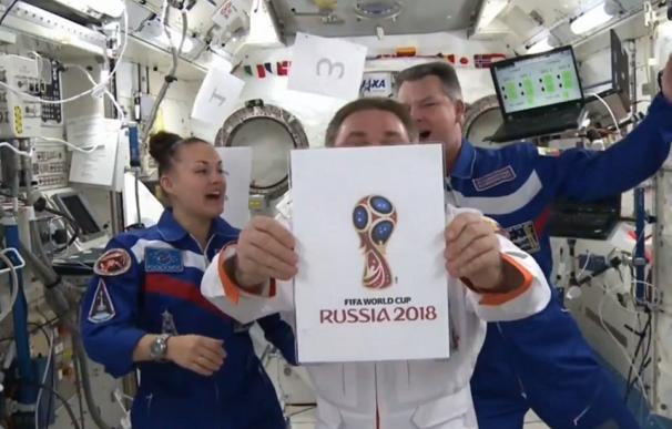 El logo de Rusia 2018, presentado desde el espacio