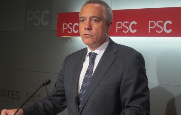 Pere Navarro defiende a Sánchez y ve a Chacón moviéndose por "intereses personales"