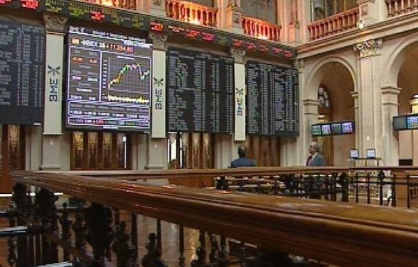 El Ibex se hunde a media sesión más de un 1% arrastrado por las previsiones de Bruselas y resultados