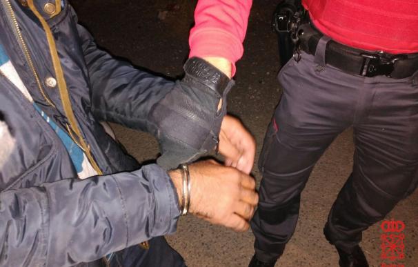 Seis detenidos en Navarra por delitos relacionados con violencia contra la mujer