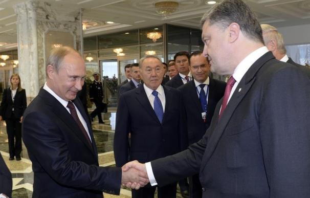 Putin y Poroshenko se reúnen esta semana en Milán en los márgenes de la cumbre de líderes asiáticos y europeos