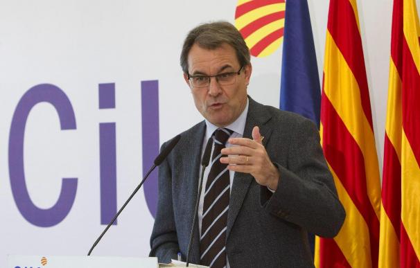 El programa de CiU se marca el objetivo de un Estado catalán, fiel a Bruselas