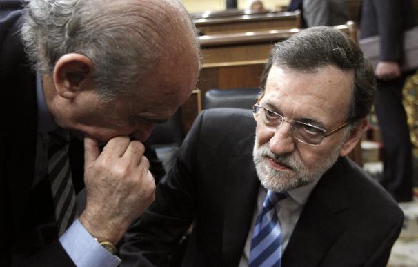 El Gobierno se ve más fuerte, pero el PSOE cree que Bárcenas le hace débil