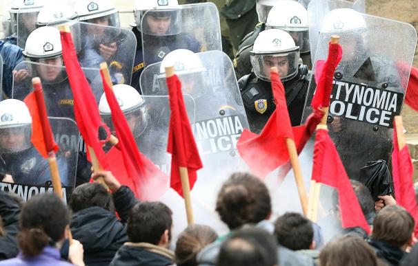 Gran seguimiento de la huelga general en Grecia, según el principal sindicato del país