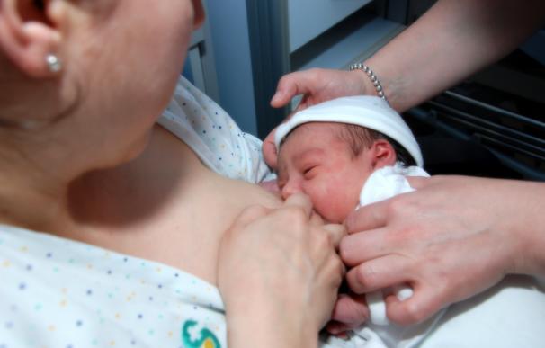 El ICS refuerza la atención posparto a domicilio porque fomenta la lactancia materna