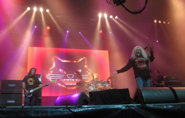 Los Suaves cancelan más conciertos en espera de la recuperación de su cantante Yosi