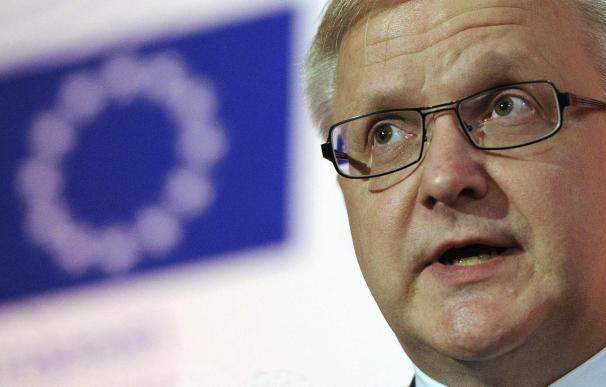 Rehn apremia al sistema financiero español a abrir el crédito