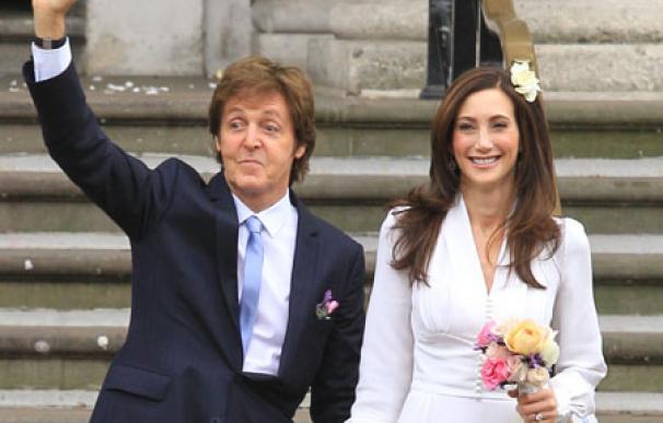 Paul McCartney tuvo que bajar la música en su boda