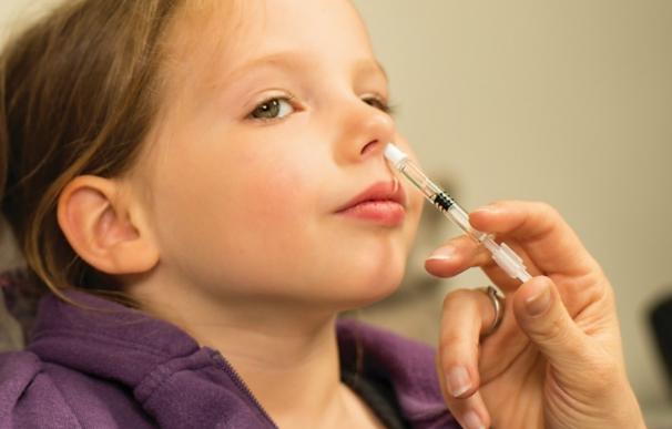 Llega a España la primera vacuna intranasal contra la gripe, para niños de 2 a 17 años