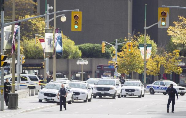 El primer ministro canadiense dice que los ataques terroristas no intimidan a Canadá