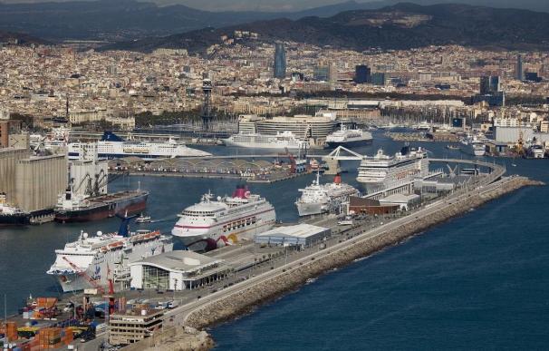 Barcelona recibirá más de 2,6 millones de turistas de cruceros en 2013.