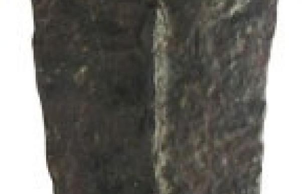 El puñal bidiscoidal cántabro de la Edad de Hierro, pieza del mes en el MUPAC