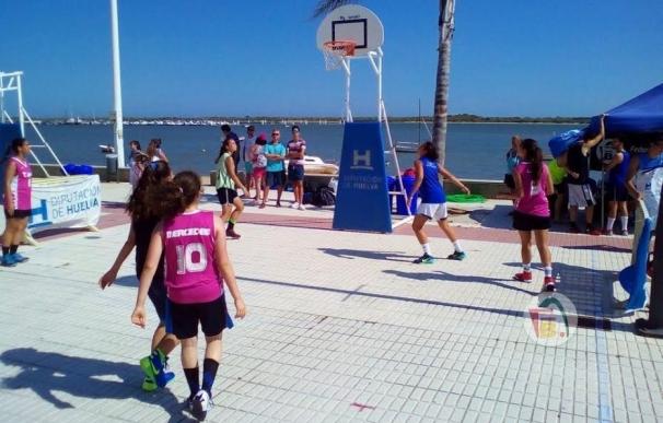 Diputación celebra este sábado en San Juan del Puerto la última prueba del circuito 3x3 de baloncesto