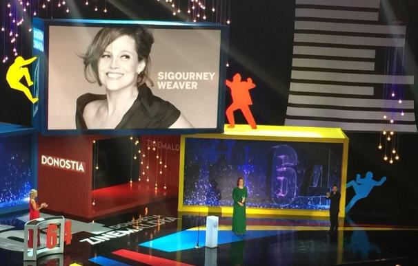 Sigourney Weaver recibe el Premio Donostia: "Esta noche soy española"