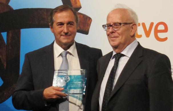 Colom (FAPAE) premia a TVE en su 60 aniversario y dice que sin televisión pública no habría cine español