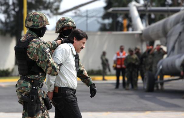 'El Chapo' fue detenido delante de su mujer y sus hijas