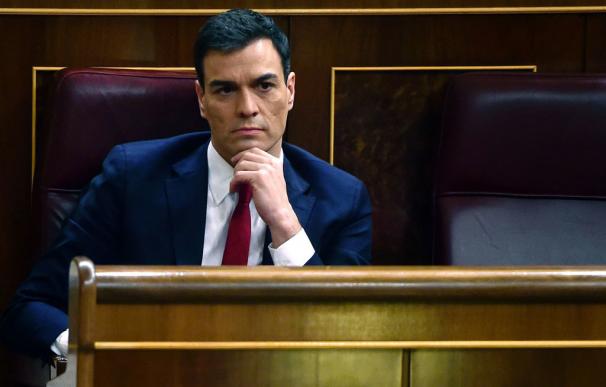 El líder socialista Pedro Sánchez se ha enfrentado a la vieja guardia del PSOE