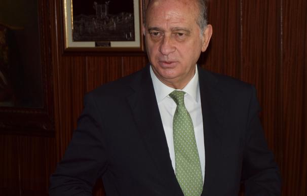 El ministro del Interior dice que "no se puede estar más de acuerdo" con el Rey