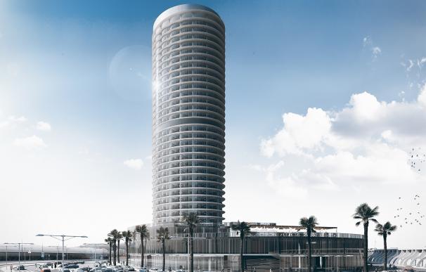 De la Torre ve más ventajas que inconvenientes en el hotel del puerto, "un hito más" que se añade al 'skyline'
