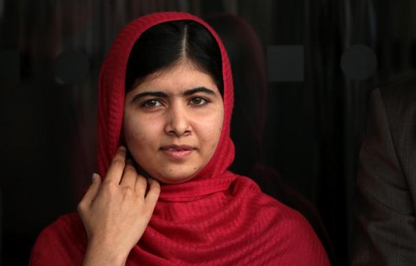BESTPIX Malala Yousafzai Opens Birmingham Library