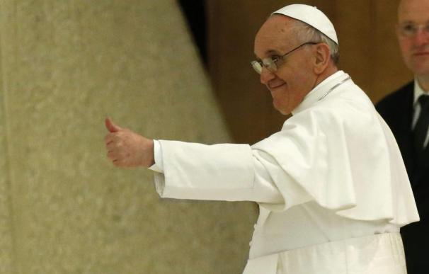 El papa Francisco visitará y almorzará con Benedicto XVI el próximo sábado