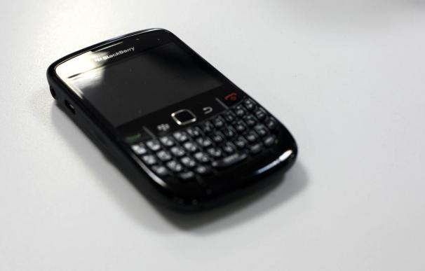 Telefónica y Orange compensarán a los clientes de BlackBerry
