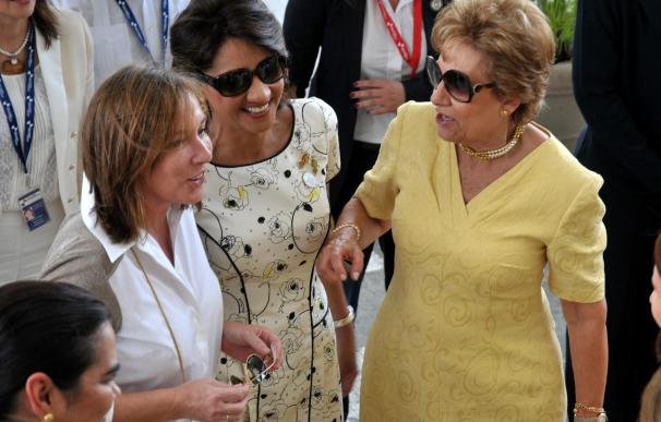 Las primeras damas iberoamericanas cumplen una agenda privada paralela a la Cumbre