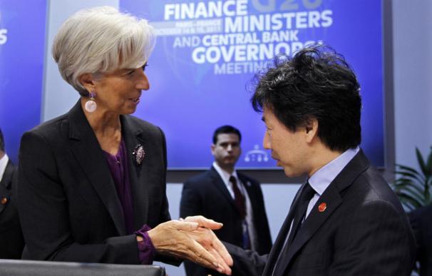 Japón sopesa contribuir en el FMI para rebajar la tensión en Europa