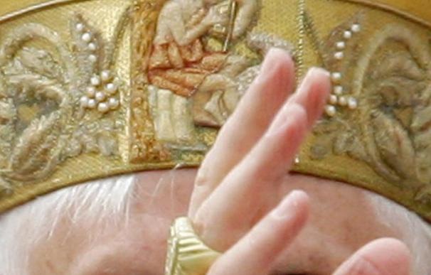 Así era el anillo del pescador de Benedicto XVI